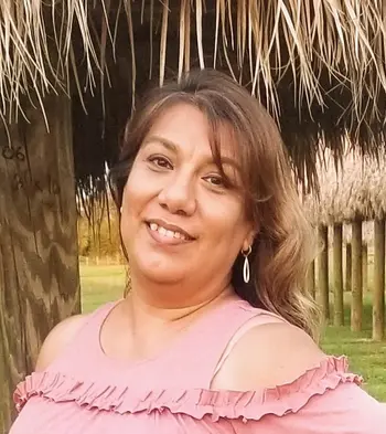 Dora Agado