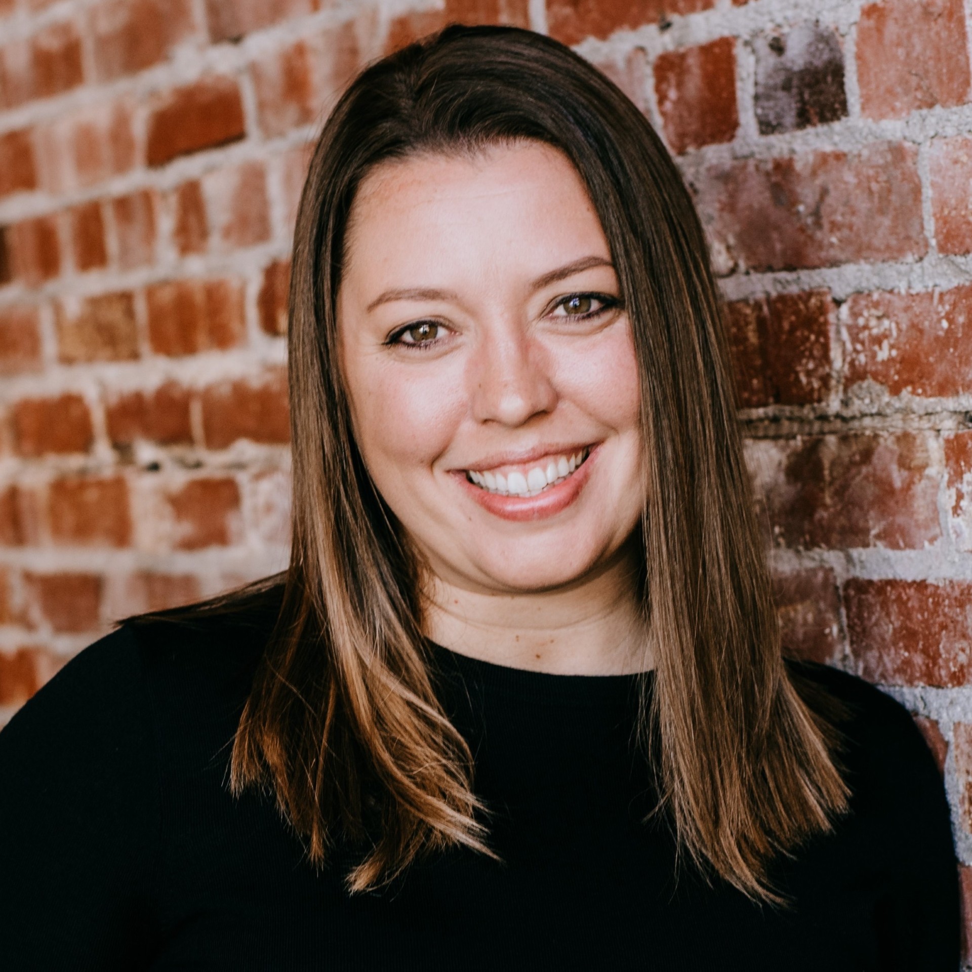 Sarah Borders - Real Estate Agent - CENTURY 21 Real Estate