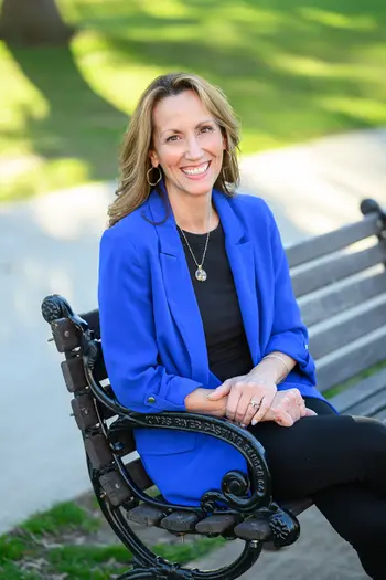 Lynda "Lynda J." Macdonald