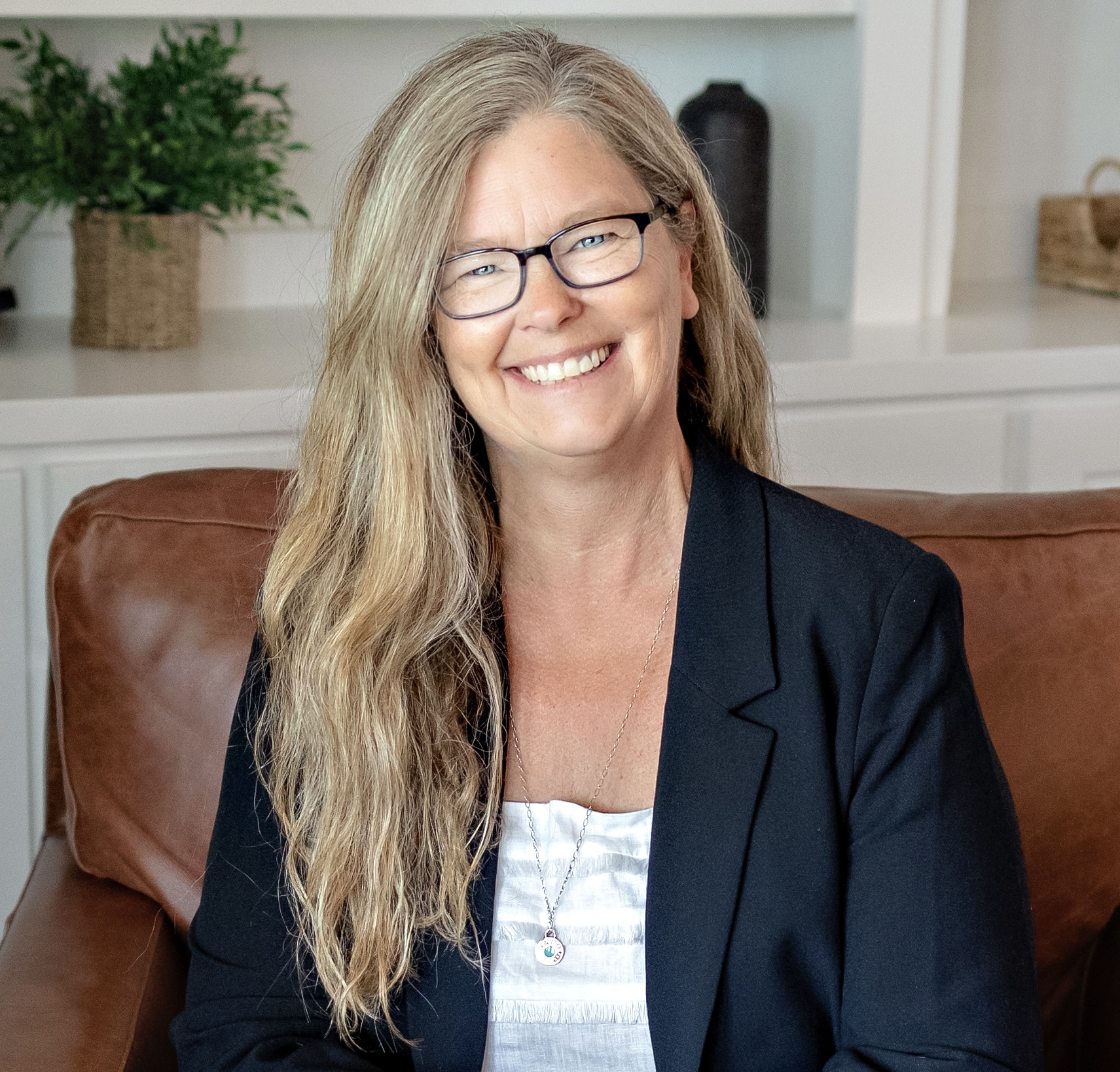 Cindy Cole - Real Estate Agent - ERA