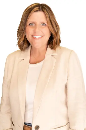 Melissa McClain