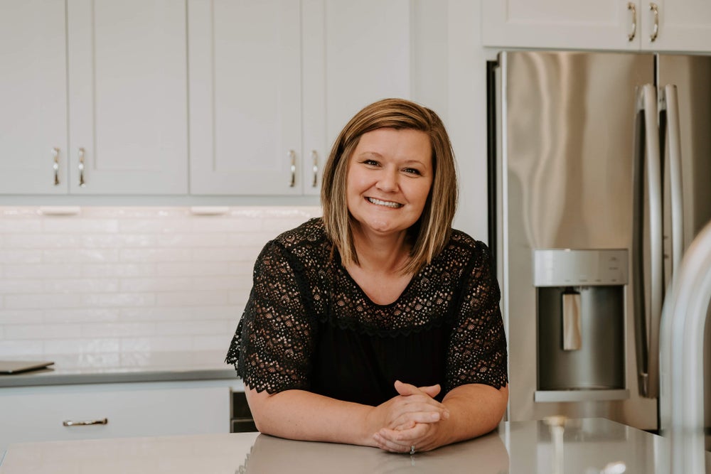 April Tucker Real Estate Agent Better Homes and Gardens Real Estate