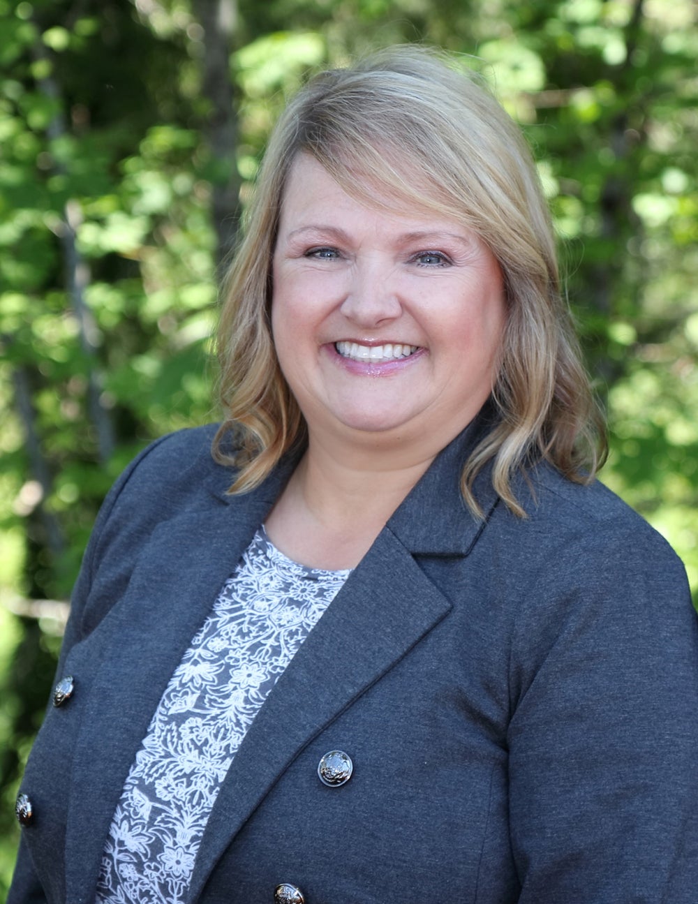 Becki Unger Real Estate Agent Better Homes and Gardens Real Estate