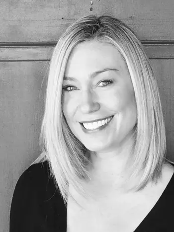 Julie Fouser