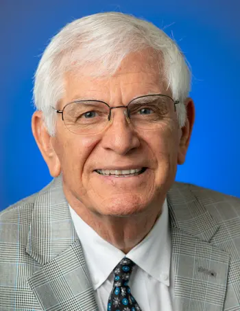 BEN BATES JR.