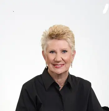 Jacqueline Tolstyka