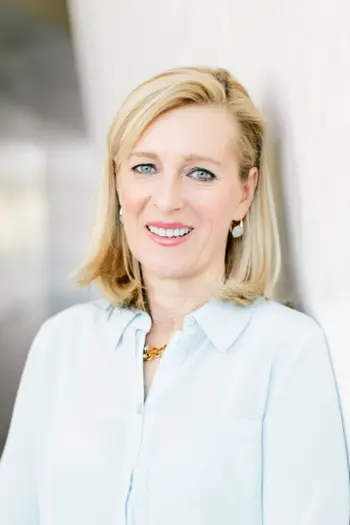 Bonnie Velie