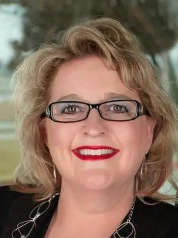 Lisa Henry-Weaver