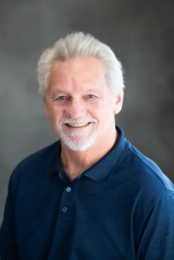 Steve MacKenzie