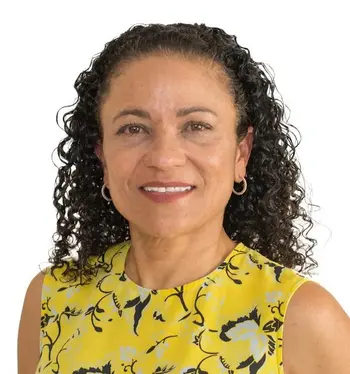 Carmen Feldman