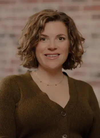 Alisa May-Horgan