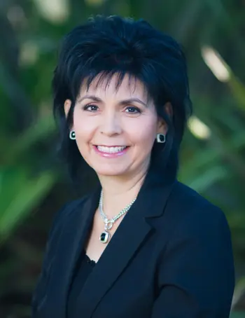 Silvia Clark