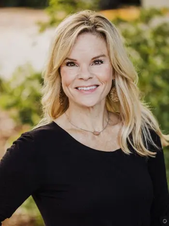 Tracie Hedges