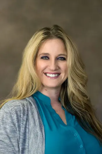 Tara Long