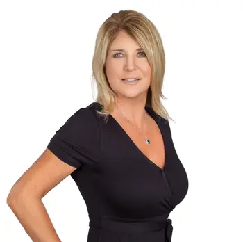 Lori Robinson