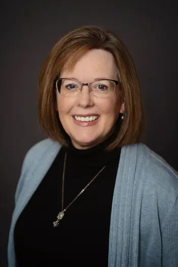 Molly Iversen