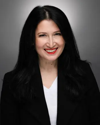 Julia Bayci