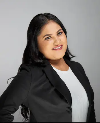 Jasmin Cruz