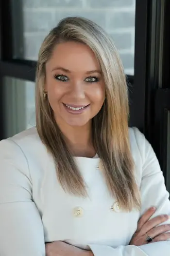 Stephanie Barr