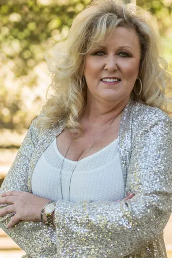 Lori Phillips
