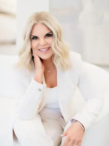 Kristine Pharr