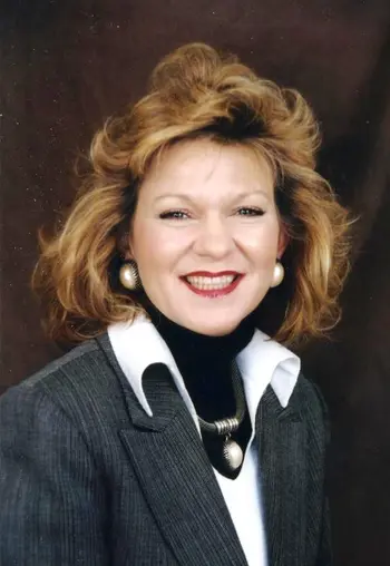 Carolyn Straebel