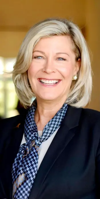 Lisa Carter
