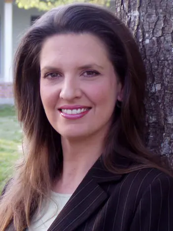 Amy Fielder