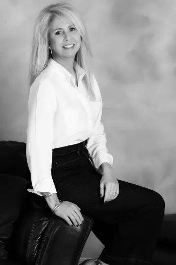 Angela Busch