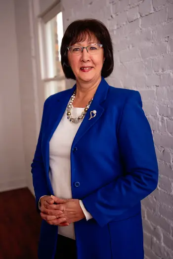 Barbara Groves