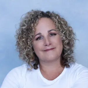 Leslie Blevins
