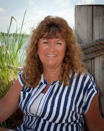 Patti Couperthwaite