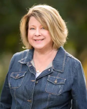 Deborah Russell Broman