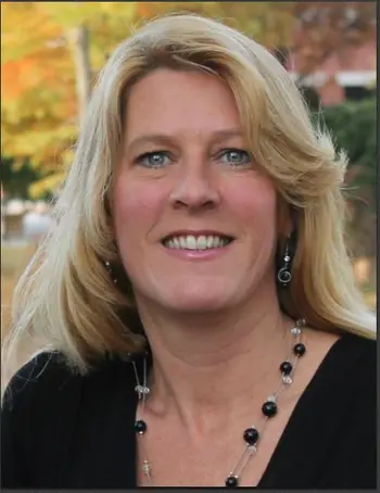 JENNIFER PROULX