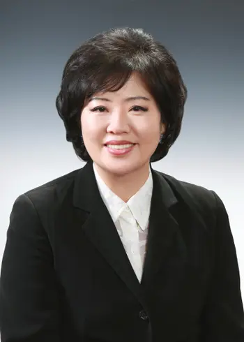 Grace Hahn