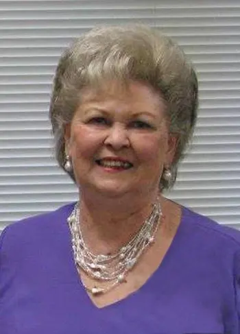 Lou Ann Thoms
