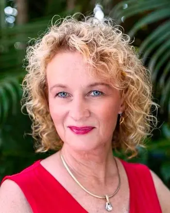 Petra Knauthe
