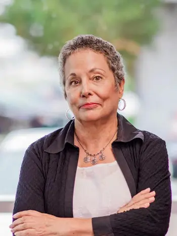 Linda Lorenzo