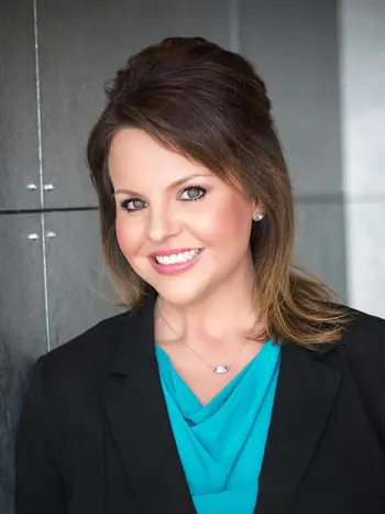 Nina Cox