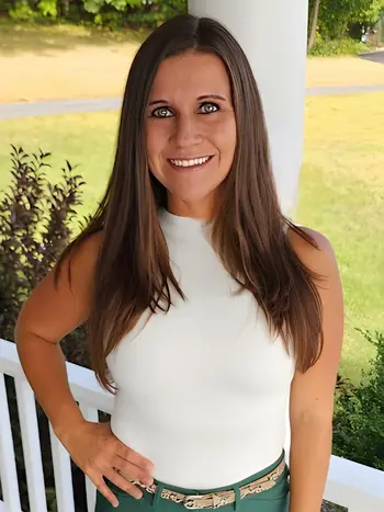Laura "Loomis" Patrick