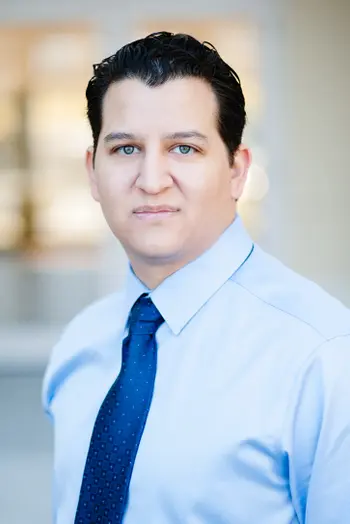 Aron Salazar