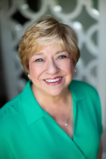 Gail Junkins Noles