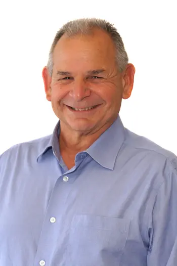Steve Renaldi