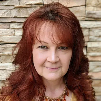 Kally Hoelcher