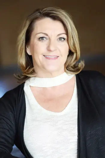 Lisa Stephen