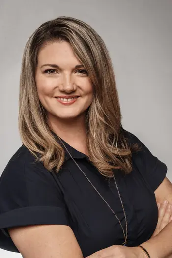 Jacqueline Lowe