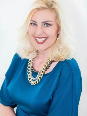 Jacqui Barr