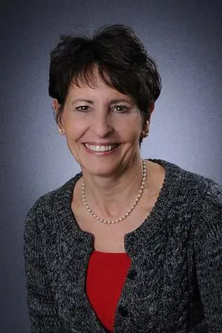 Lynn Furr