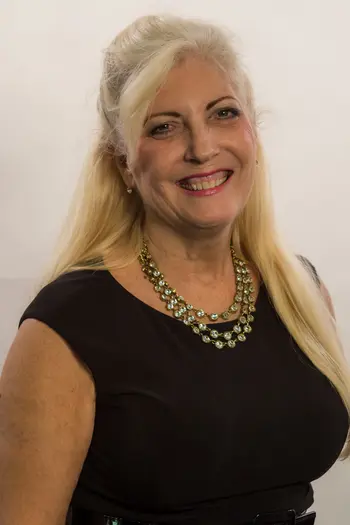Loretta Taplett