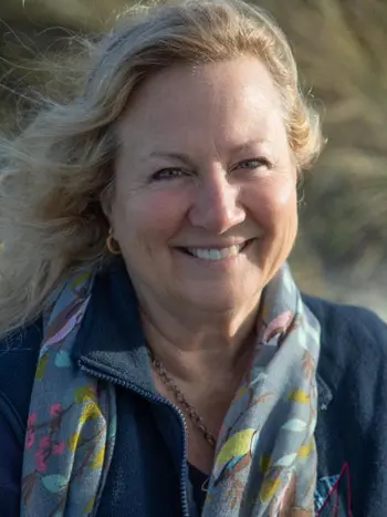 Teya Walkker